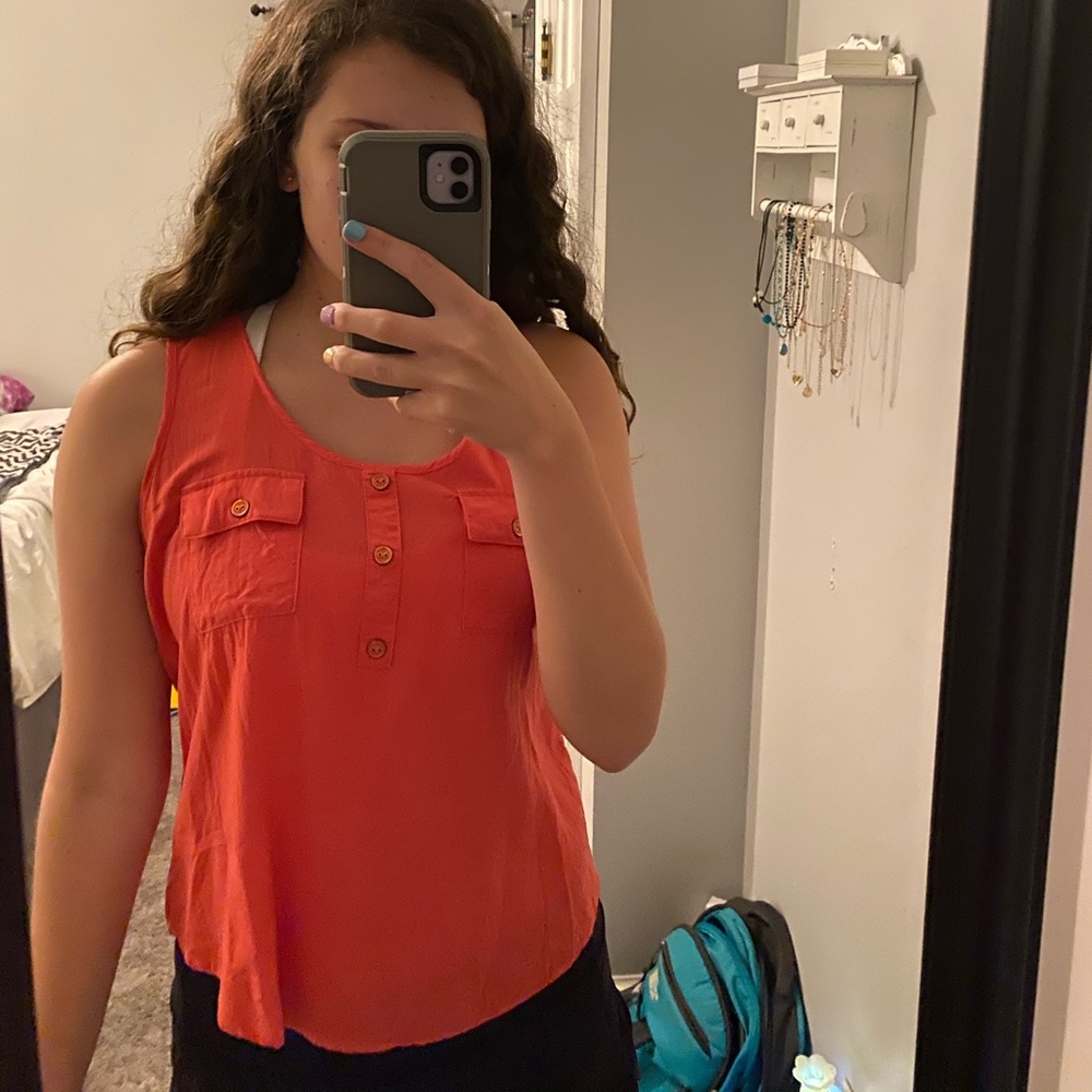 Coral tank top
